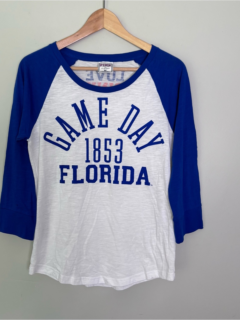 Victoria's Secret PINK Florida Gators "Game Day' Raglan Tee-Size Medium-College